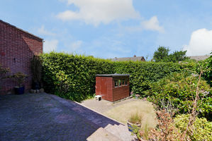 Chestnut Close